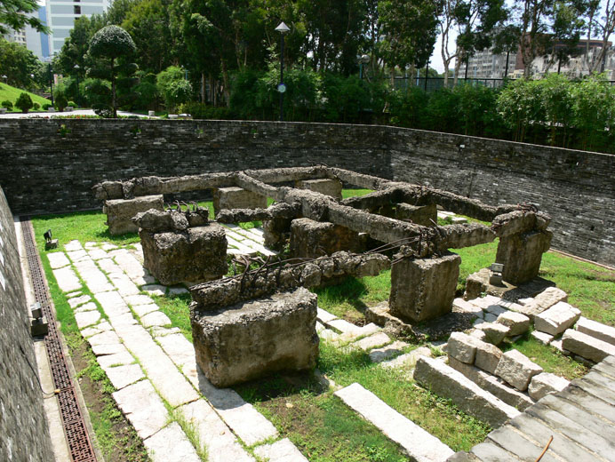 Photo 10: Kowloon Walled City Park