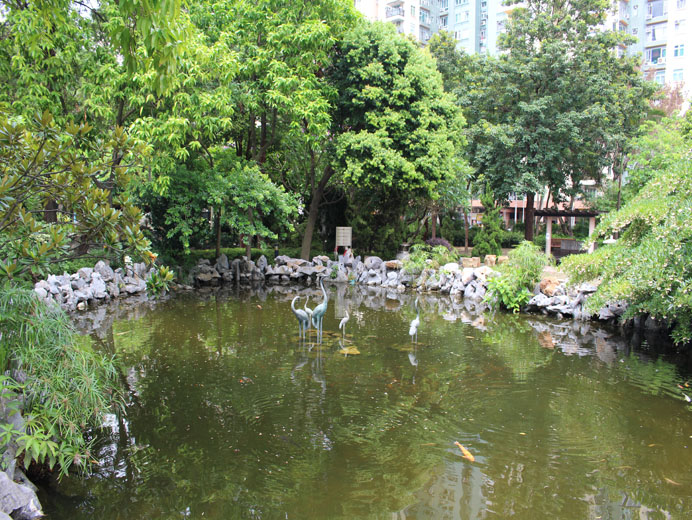 Photo 3: Lai Chi Kok Park