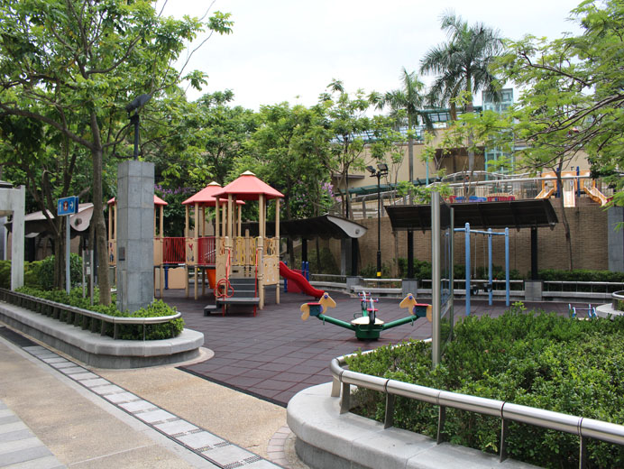 Photo 6: Lai Chi Kok Park