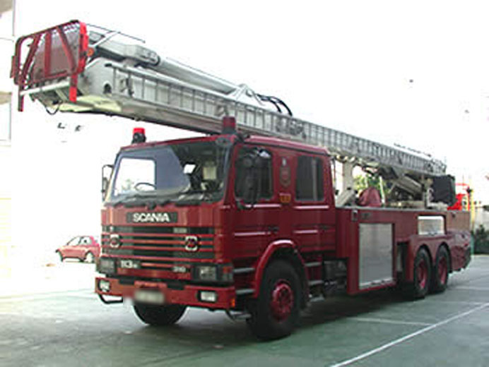 Photo 5: Fire Services Department - Hydraulic Platform / Snorkel