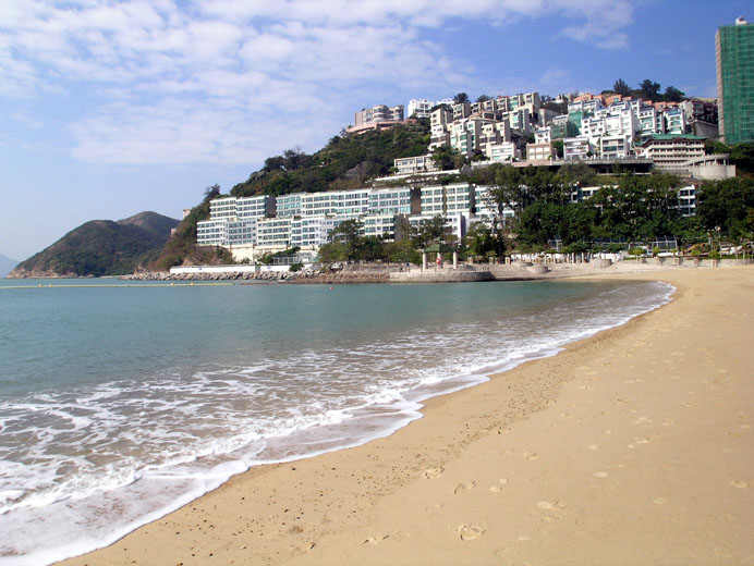 Photo 2: Repulse Bay Beach