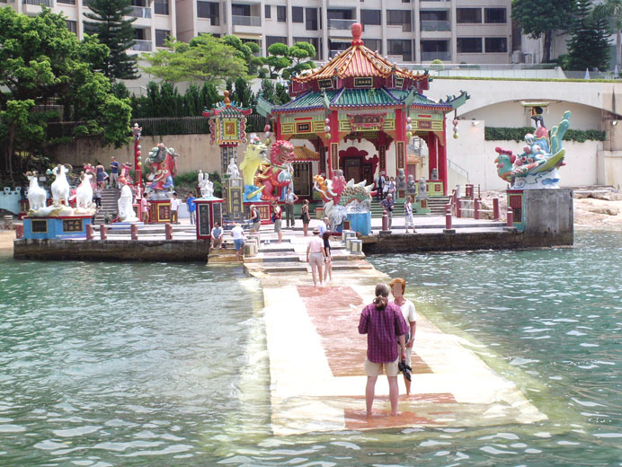 Photo 8: Repulse Bay Beach