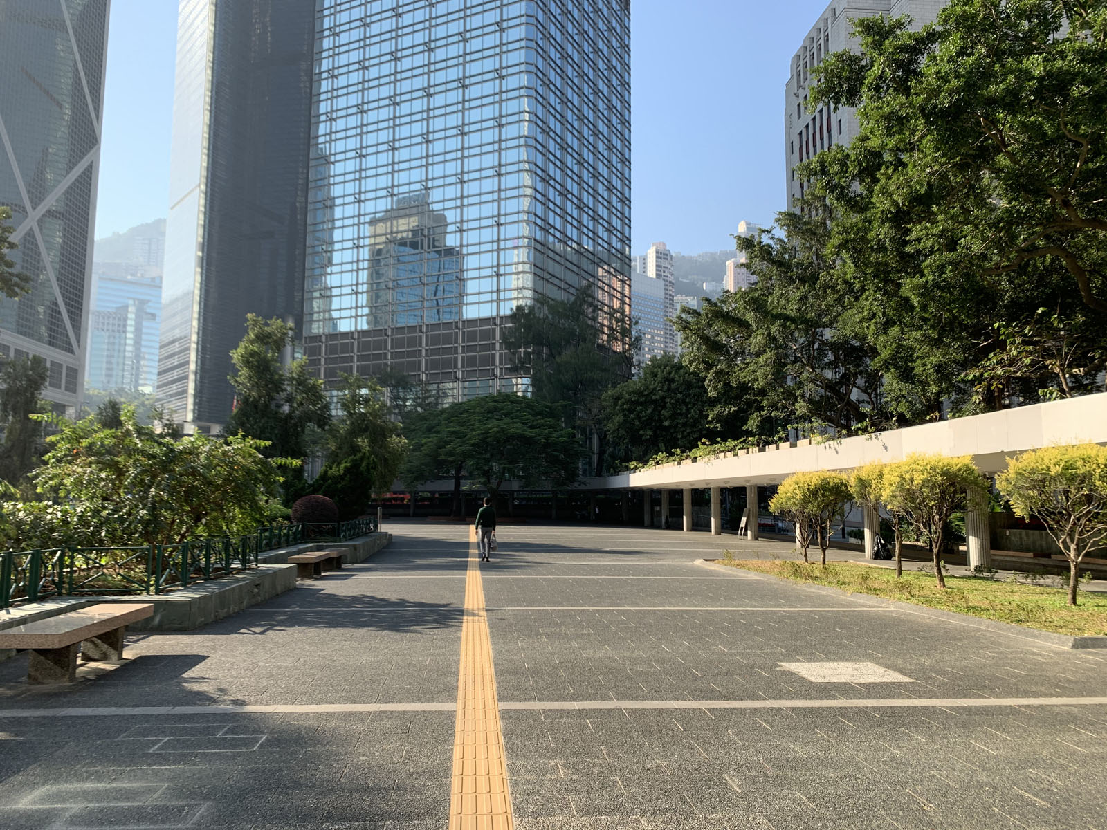 Photo 3: Chater Garden