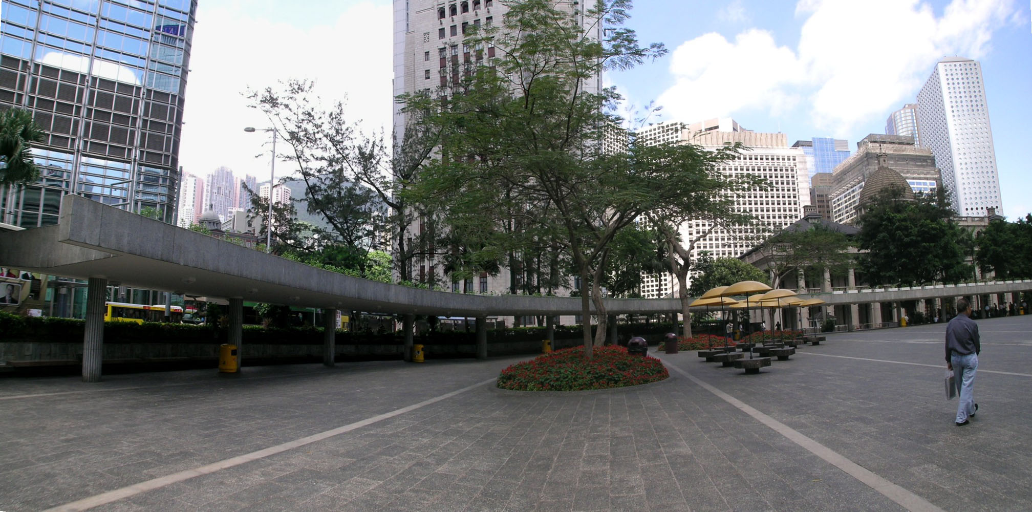 Photo 6: Chater Garden