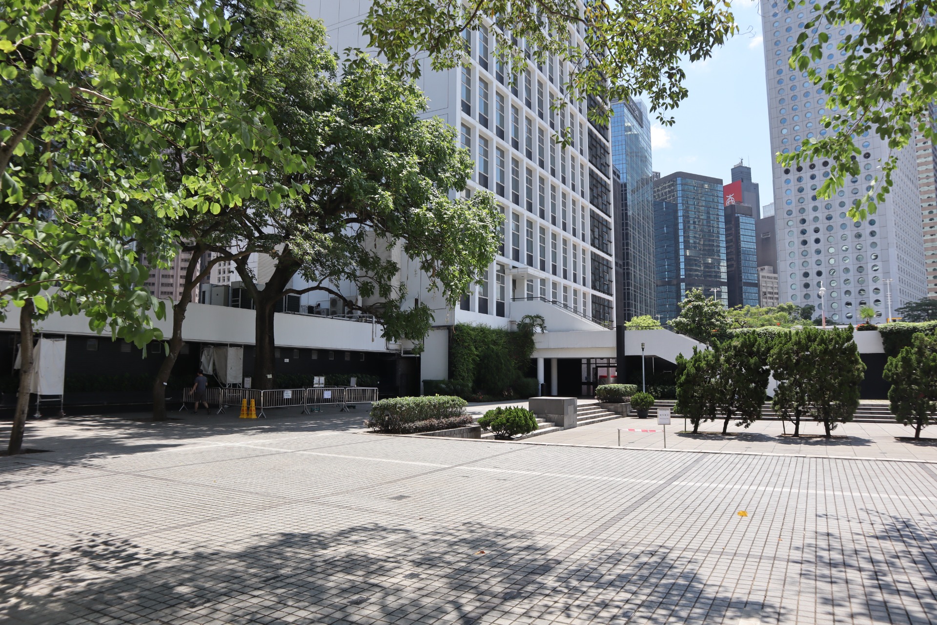 Photo 6: Hong Kong City Hall