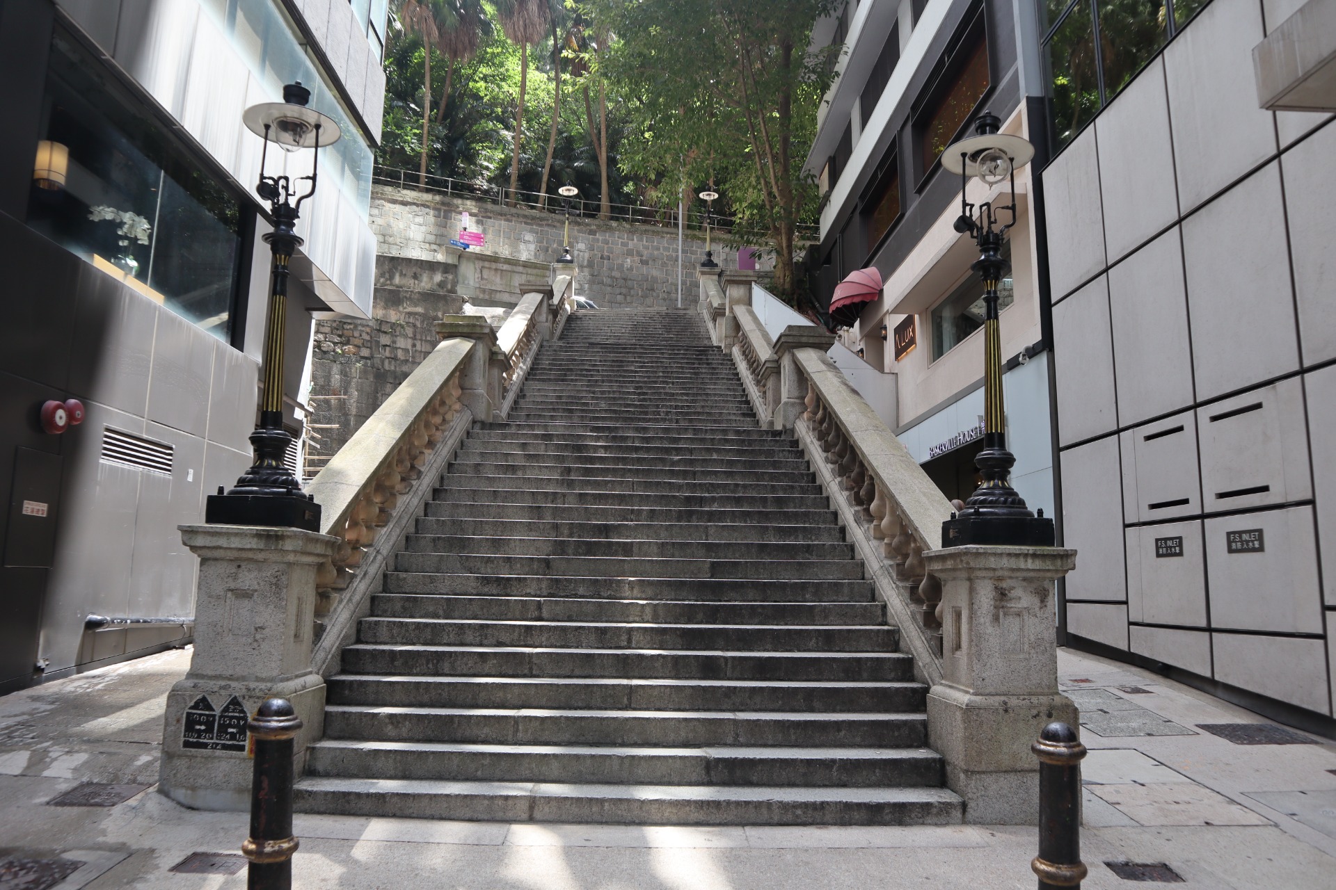 Photo 1: Duddell Street Steps and Gas Lamps