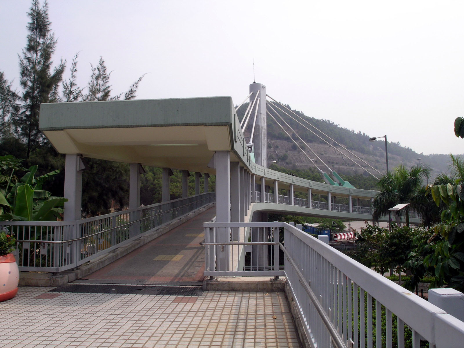 Photo 2: Lantau Link Visitors Centre and Viewing Platform