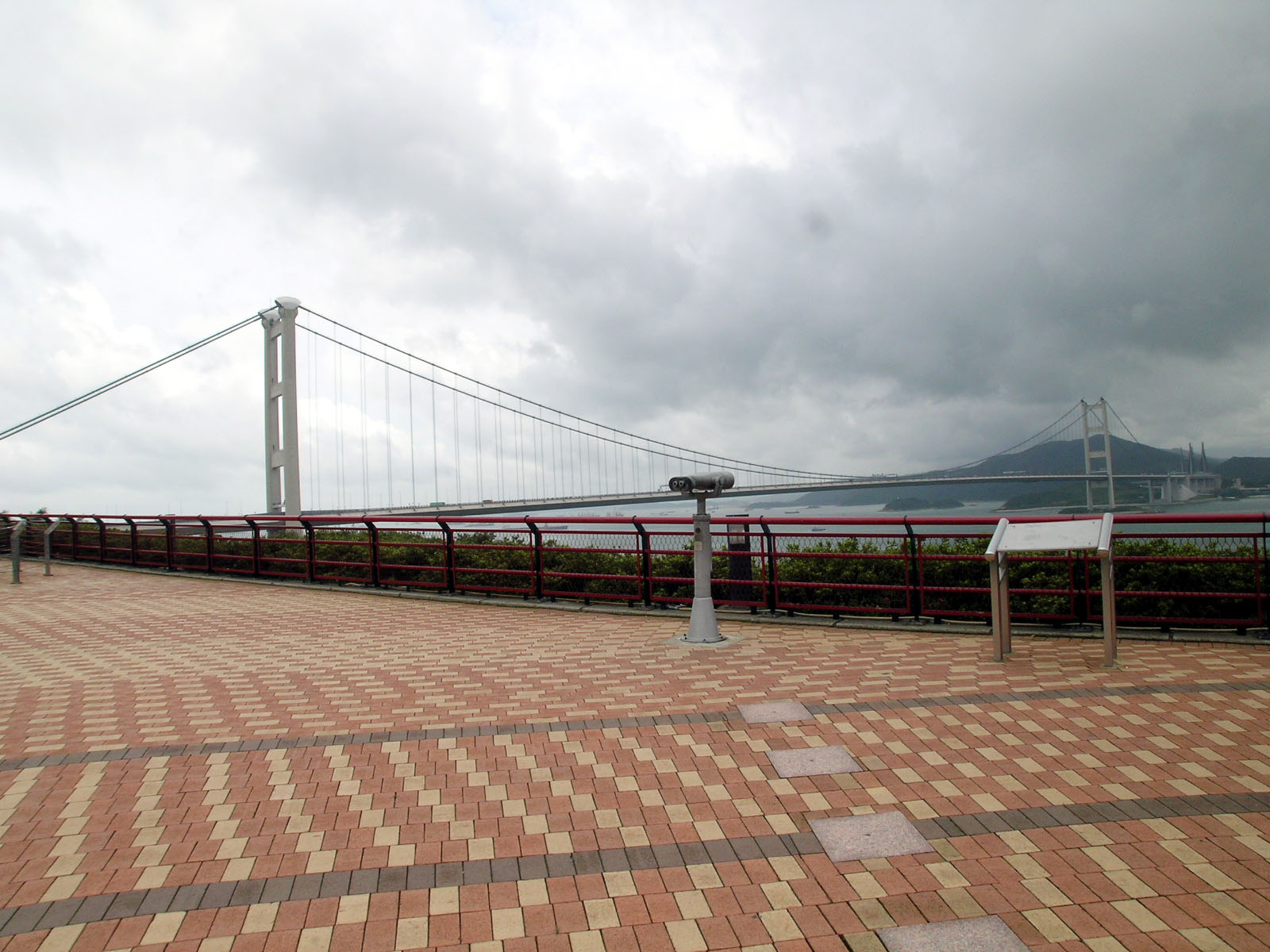 Photo 10: Lantau Link Visitors Centre and Viewing Platform