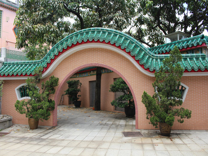 Photo 8: Yuen Yuen Institute