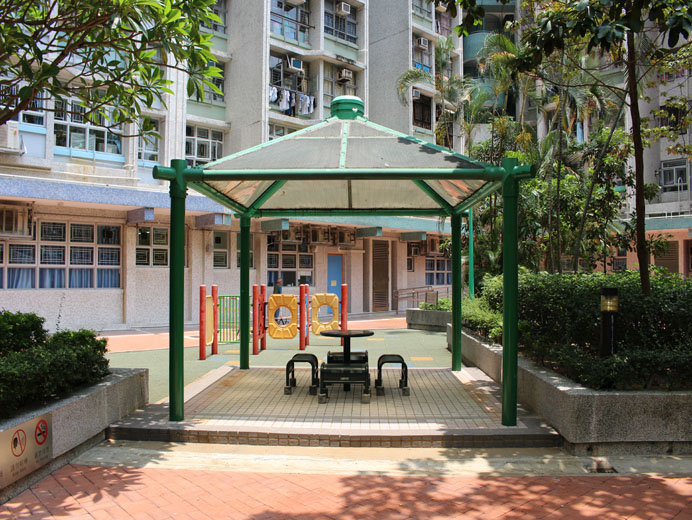 Photo 4: Hau Tak Estate