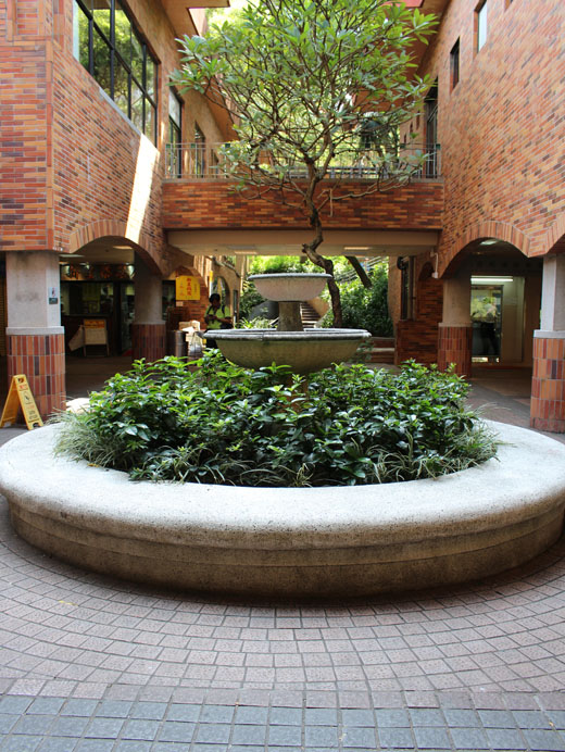 Photo 9: Kwong Yuen Commercial Complex