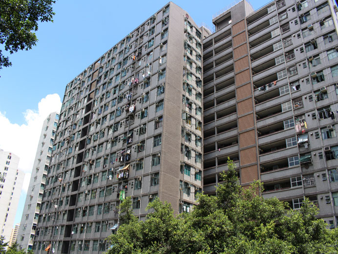 Photo 3: Wang Tau Hom Estate