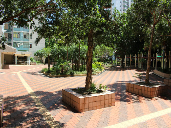 Photo 15: Wang Tau Hom Estate