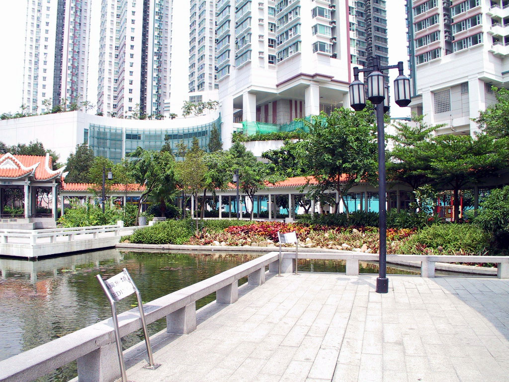 Photo 8: Lok Kwan Street Park