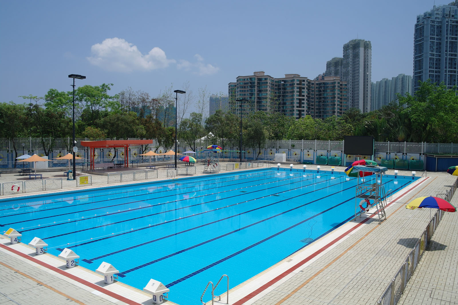 Photo 3: Ma On Shan Swimming Pool