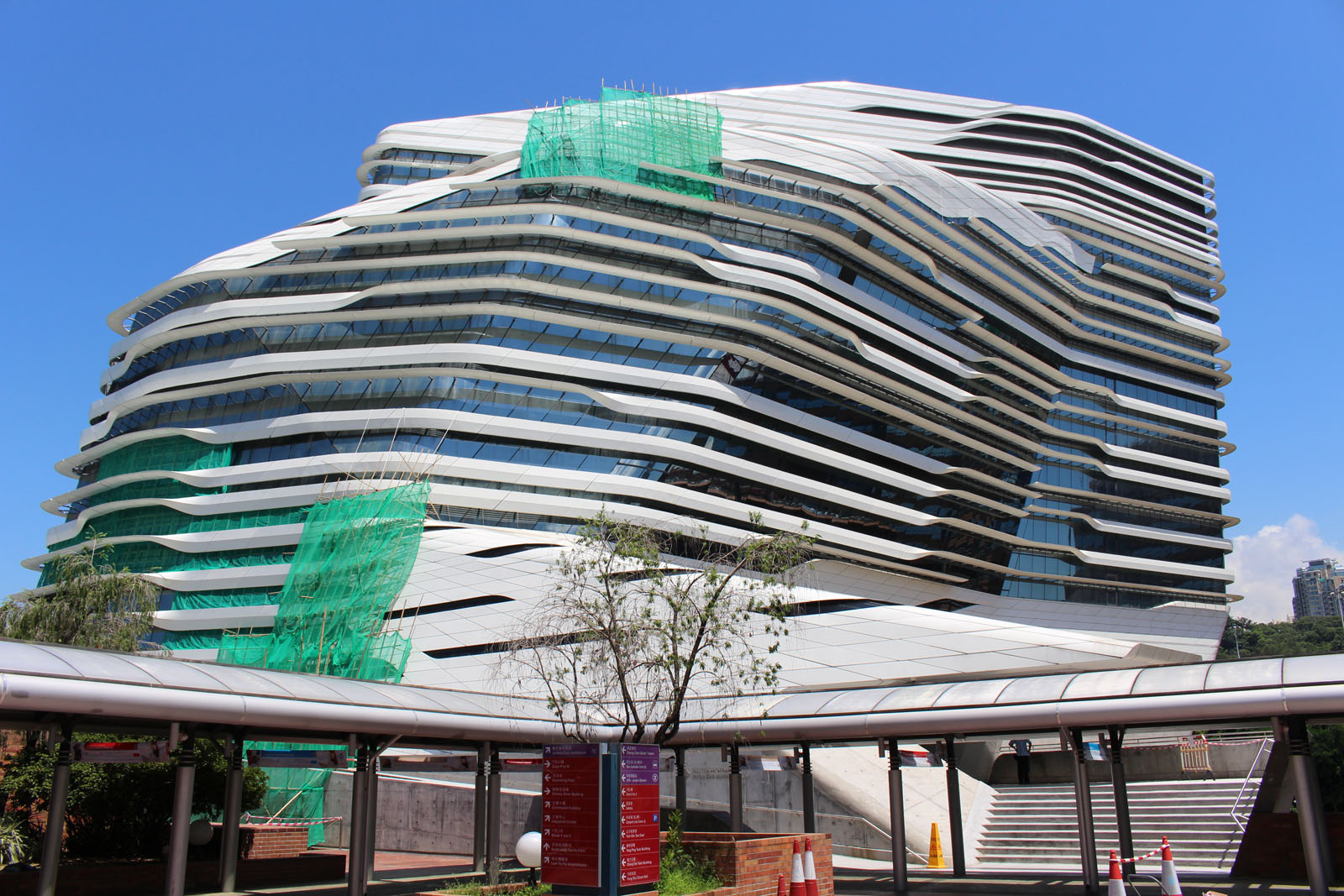 Photo 6: The Hong Kong Polytechnic University