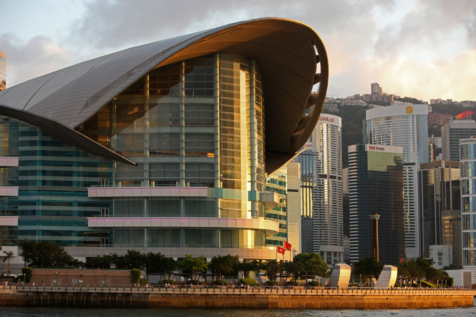 Photo 7: Hong Kong Convention and Exhibition Centre