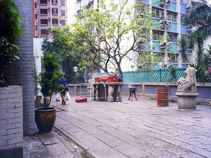 Photo 4: Tin Hau Temple (Causeway Bay)