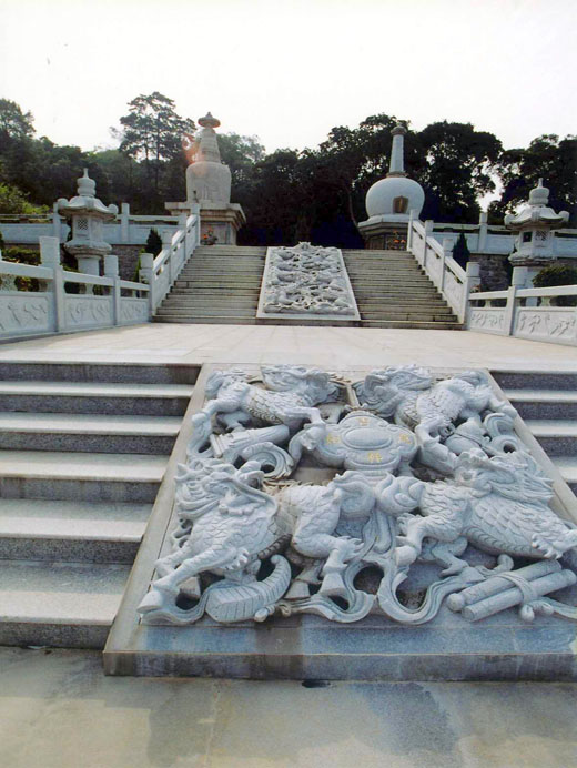 Photo 5: Cham Shan Monastery