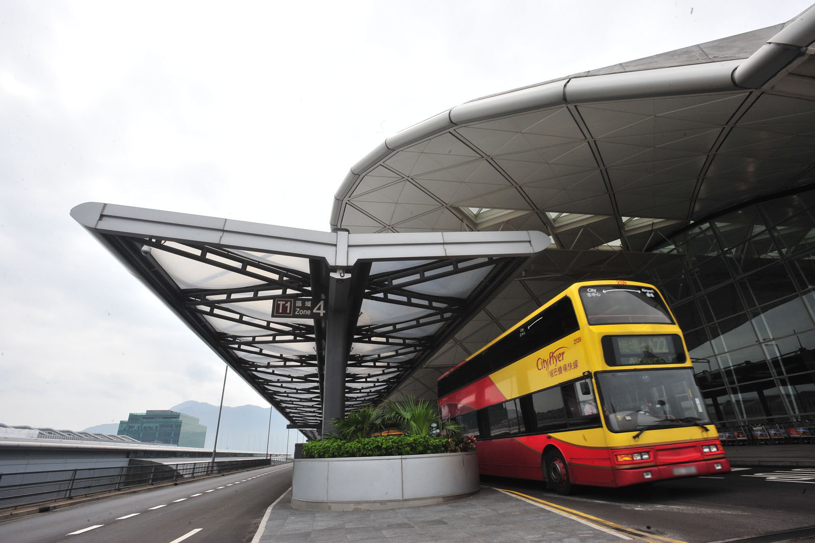 相片 2: 香港國際機場