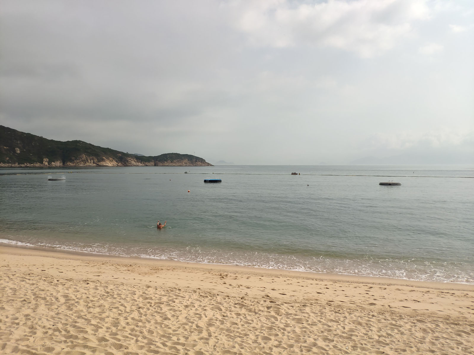 Photo 2: Cheung Chau Tung Wan Beach