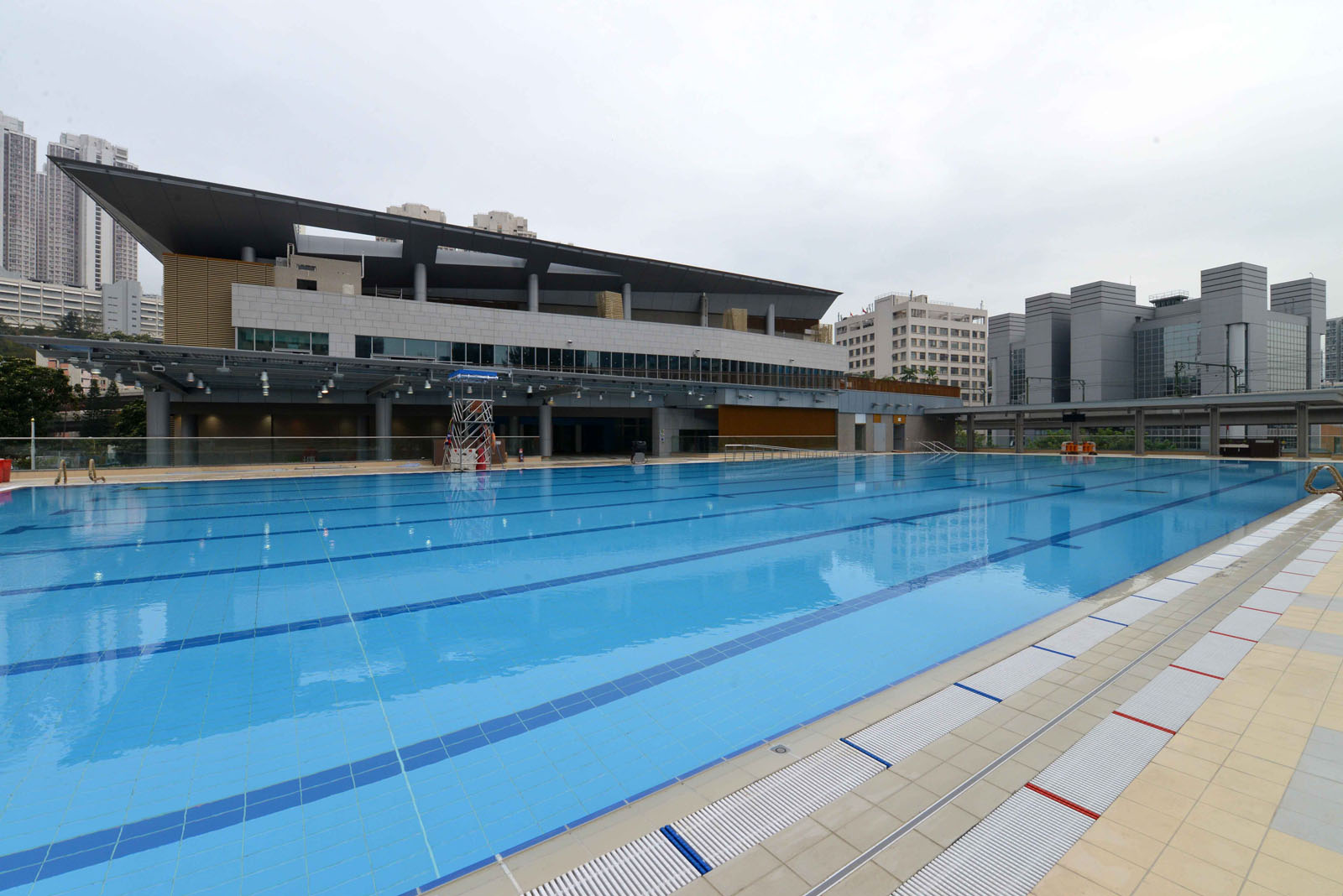 Photo 4: Kwun Tong Swimming Pool