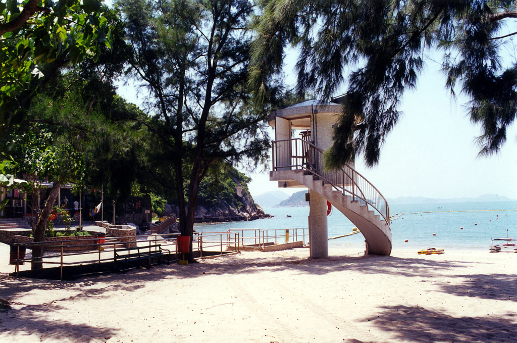 Photo 6: Chung Hom Kok Beach