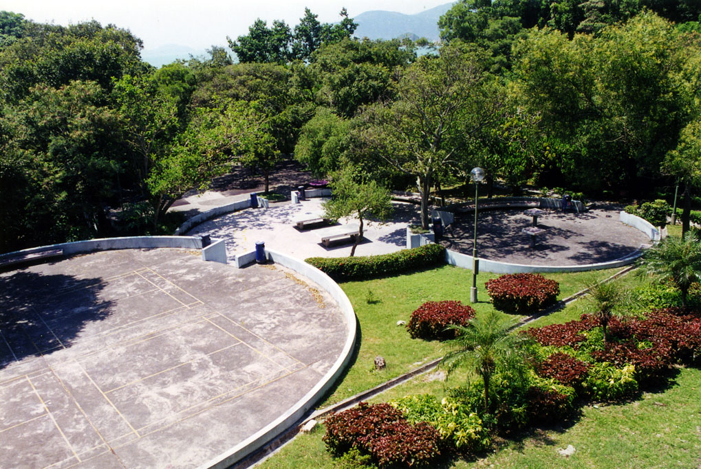 Photo 7: Chung Hom Kok Beach