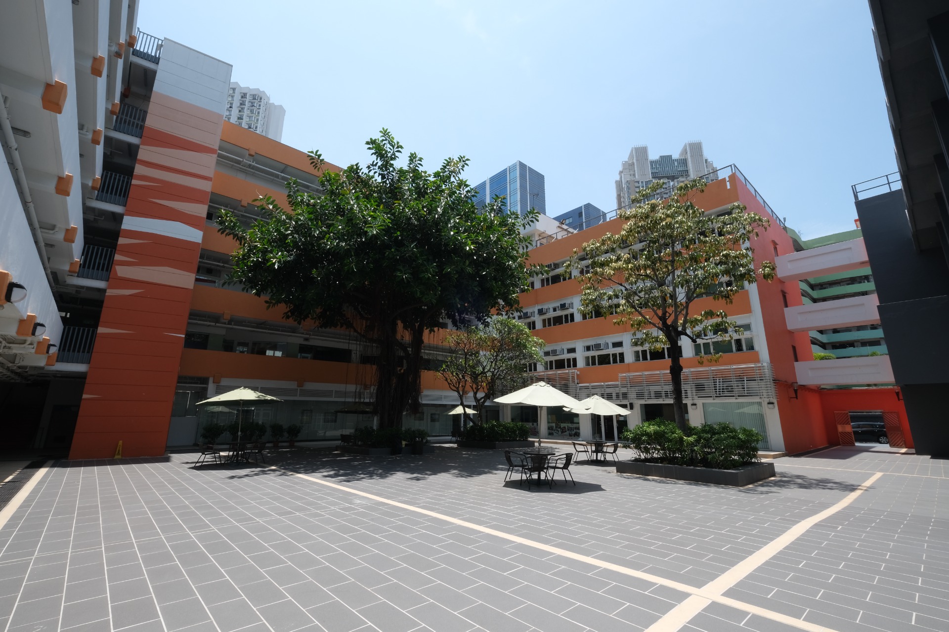 Photo 2: Hong Kong Institute of Vocational Education (Haking Wong)