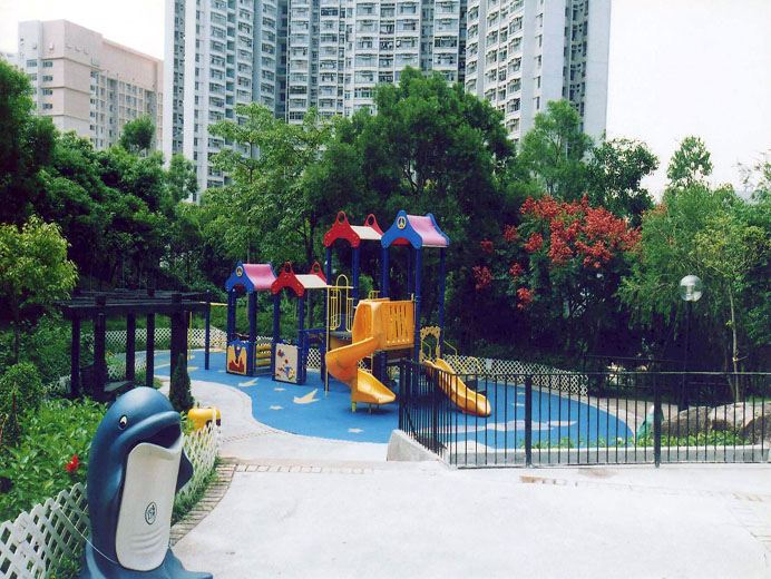 Photo 4: Lam Tin Park