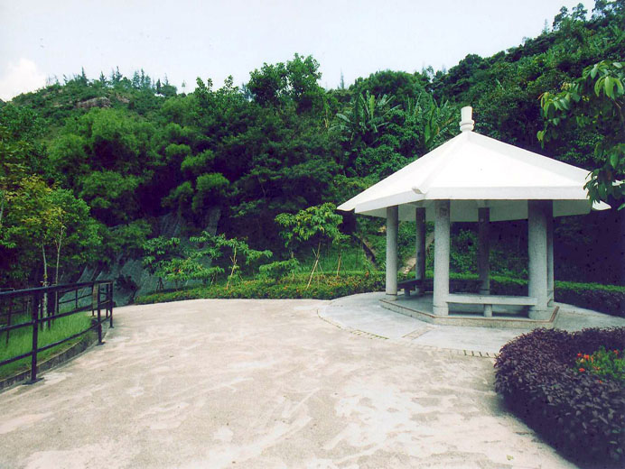 Photo 5: Lam Tin Park