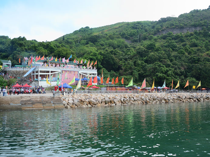 Photo 1: Tin Hau Temple (Joss House Bay, Sai Kung) ("the Big Temple")