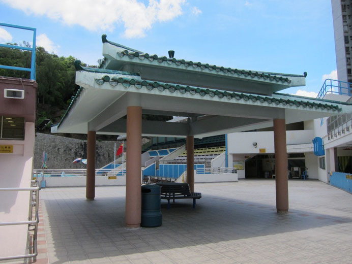 Lei Cheng Uk Swimming Pool