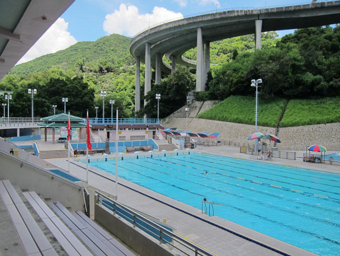 Photo 2: Lei Cheng Uk Swimming Pool