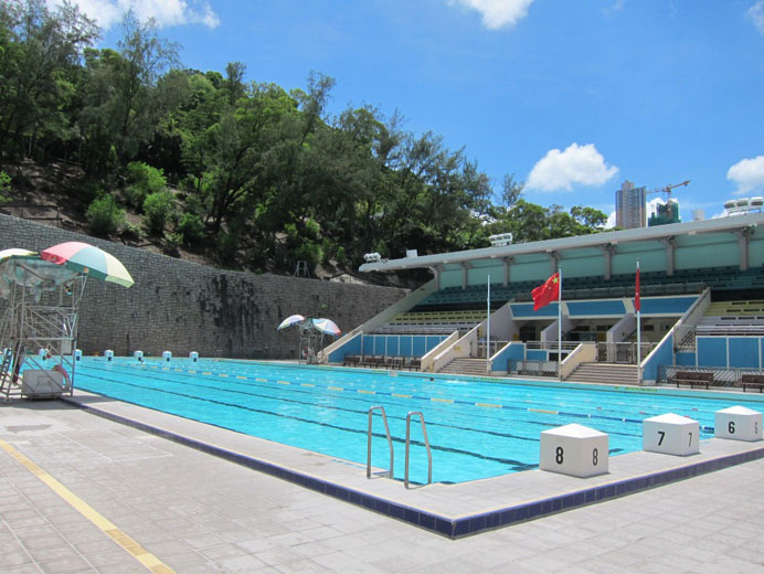 Photo 3: Lei Cheng Uk Swimming Pool