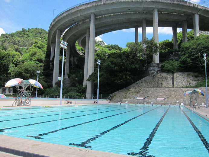 Photo 4: Lei Cheng Uk Swimming Pool