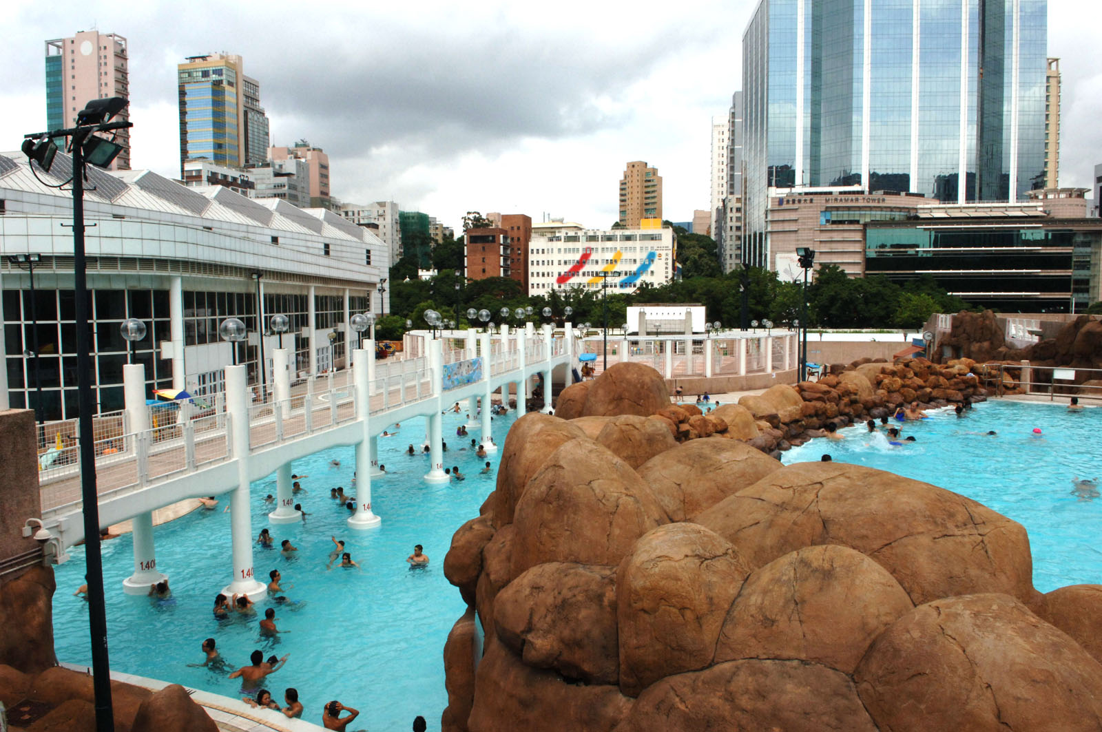 Photo 4: Kowloon Park Swimming Pool