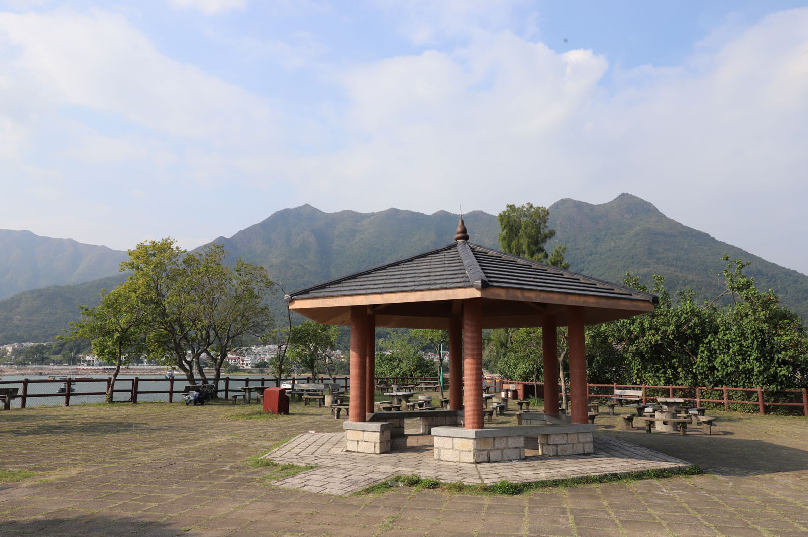 Photo 5: Tai Mei Tuk Barbecue Area