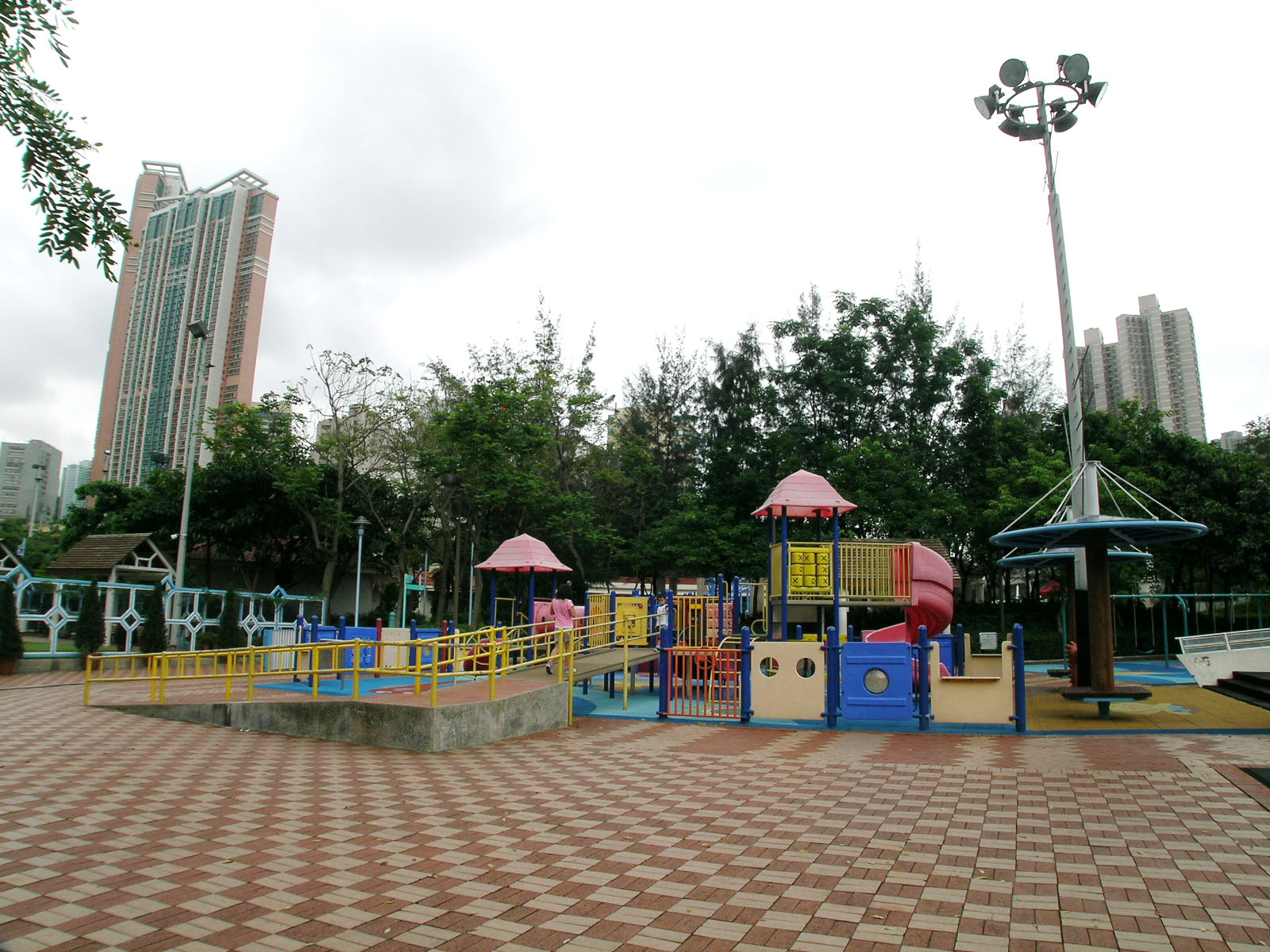 Photo 10: Tsuen Wan Park