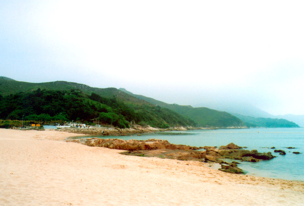 Photo 6: Hung Shing Yeh Beach