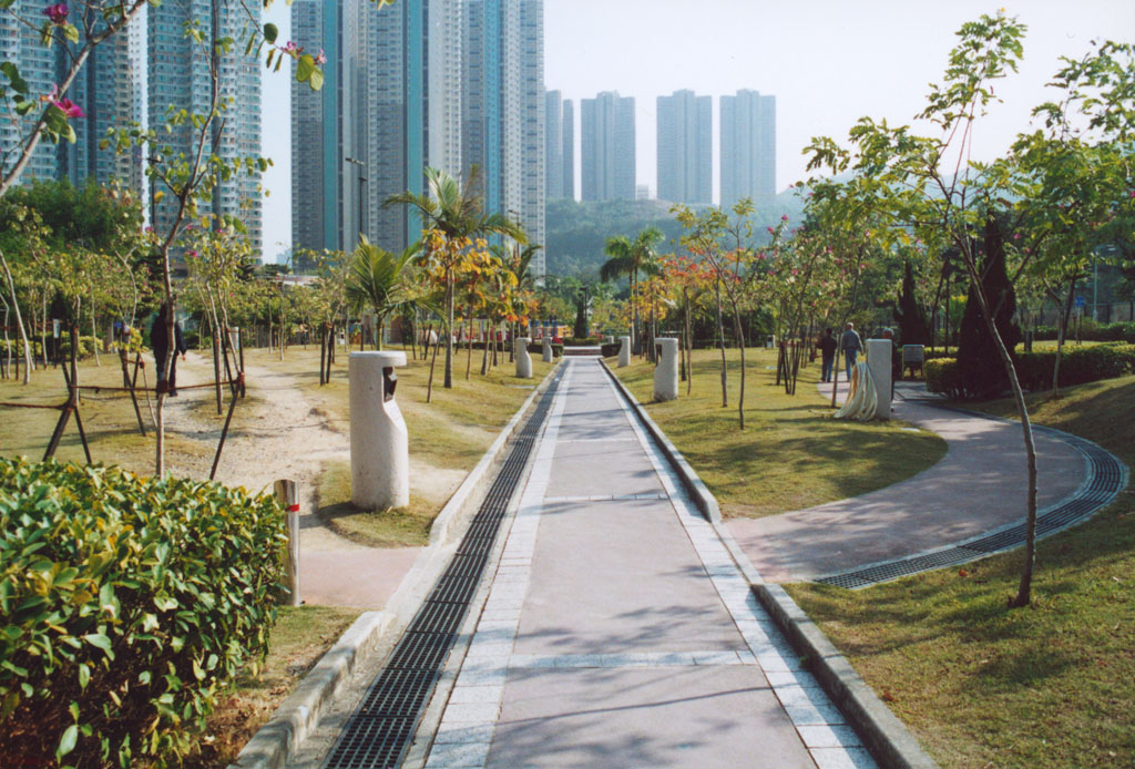 Photo 2: Po Tsui Park