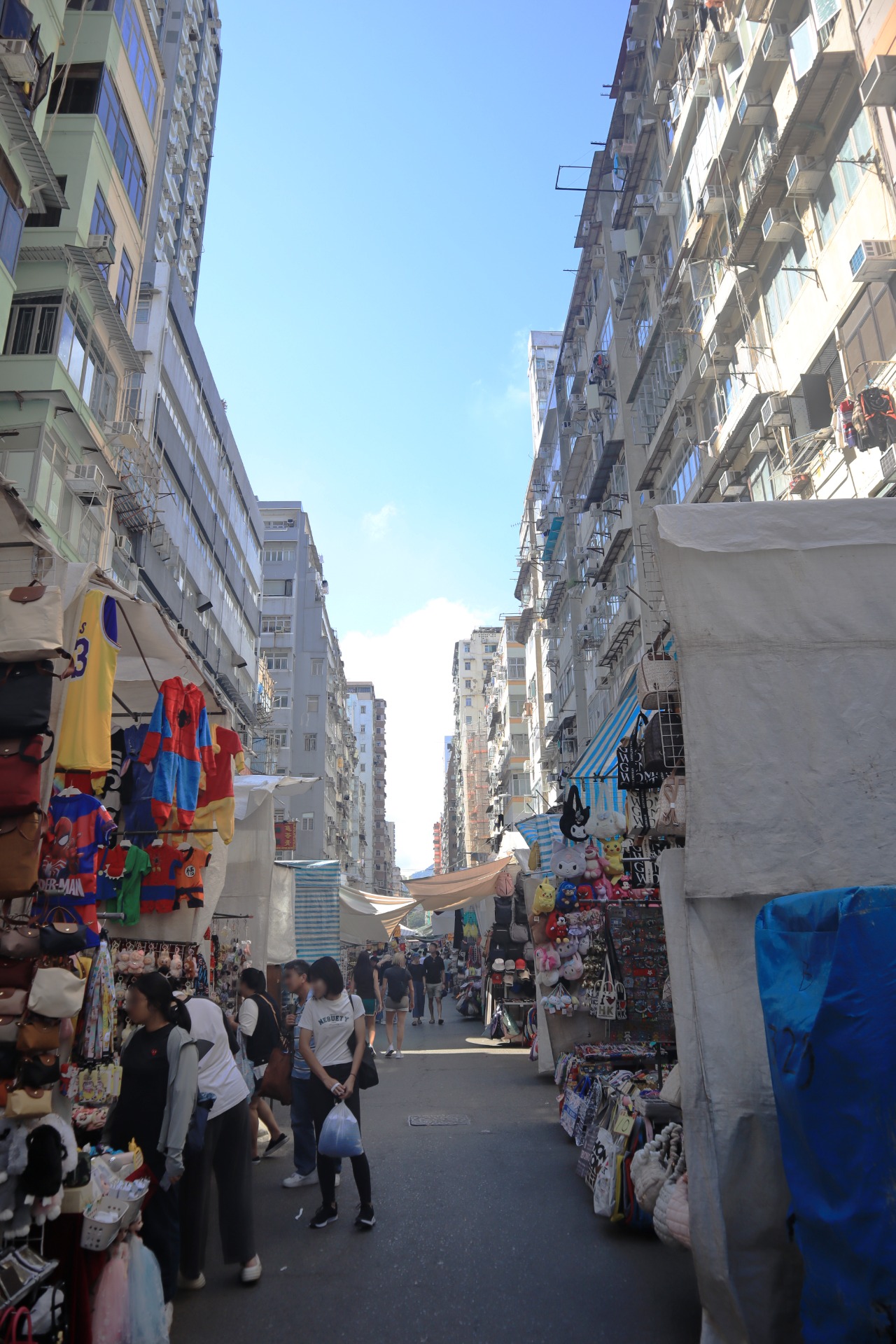 相片 6: 「女人街」