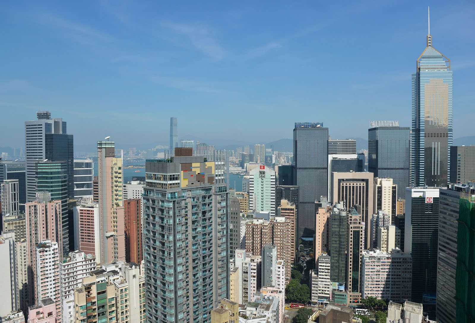 Photo 2: Harbour (Wan Chai)