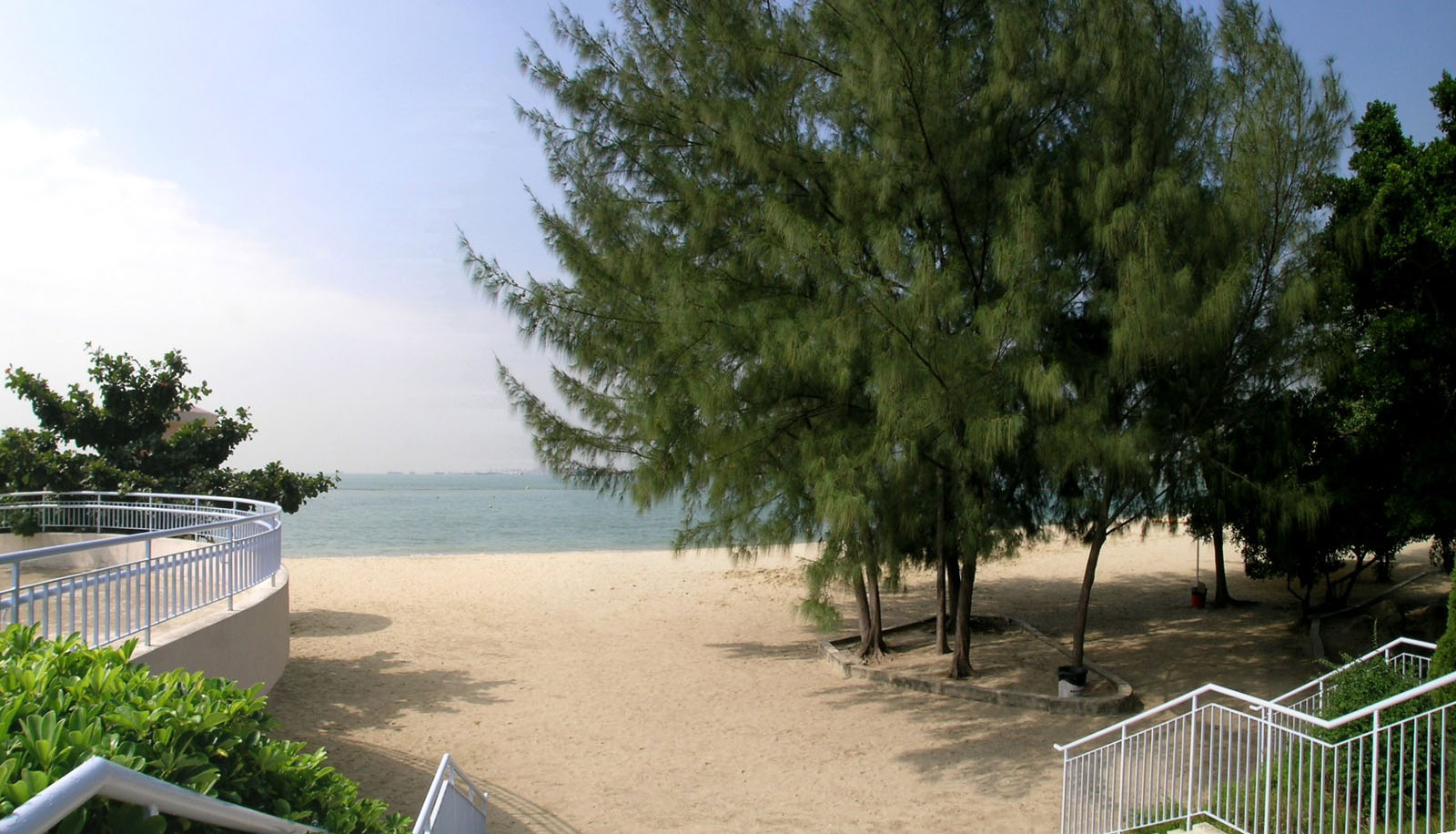 Photo 6: Golden Beach