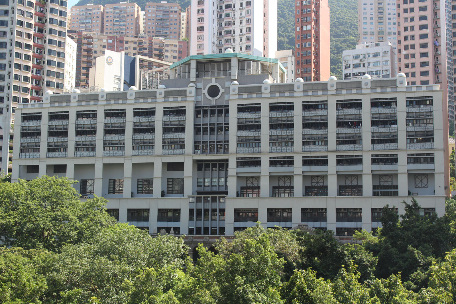 Photo 1: Sai Ying Pun Community Complex