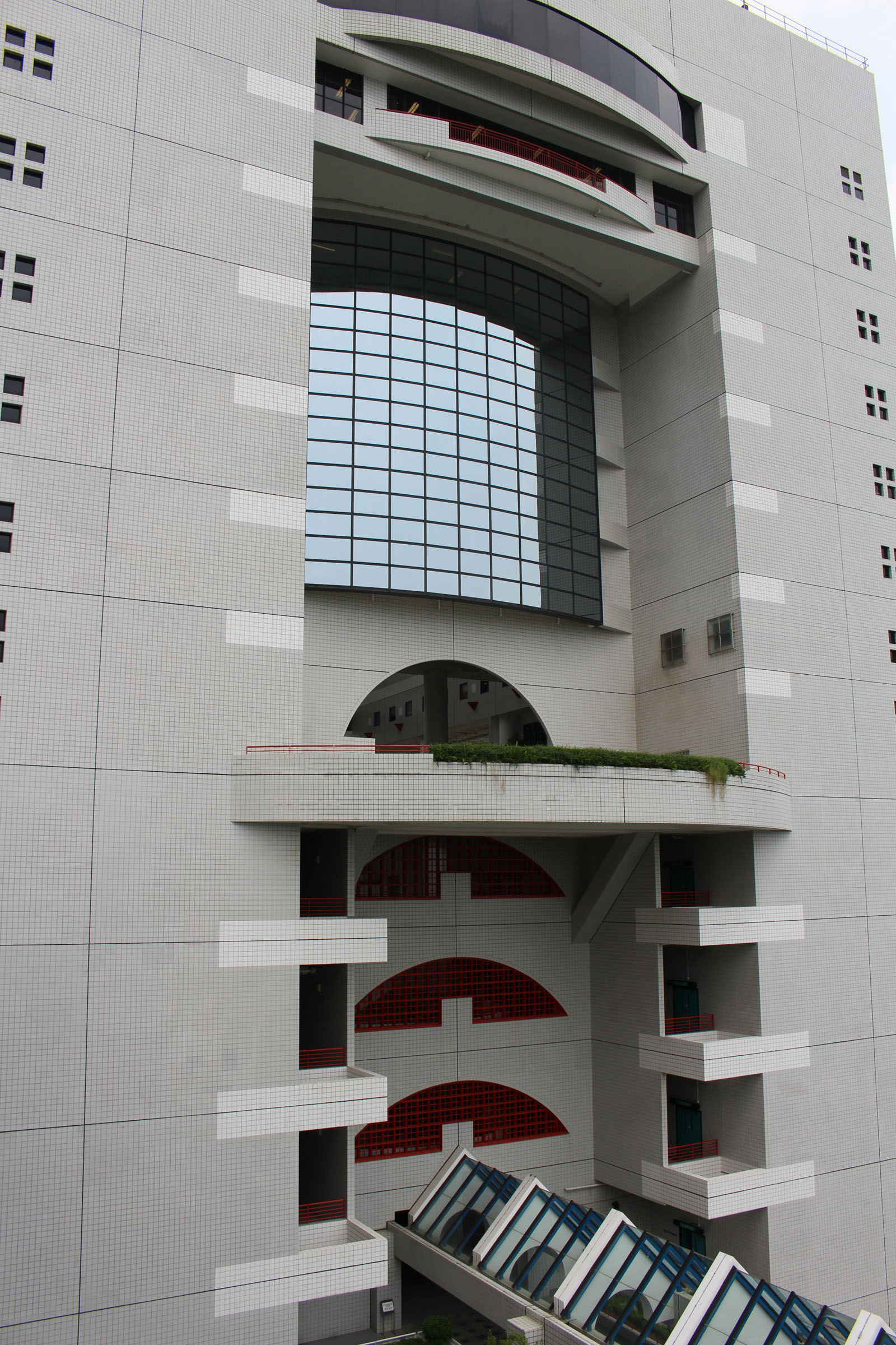 Photo 9: The Hong Kong University of Science and Technology