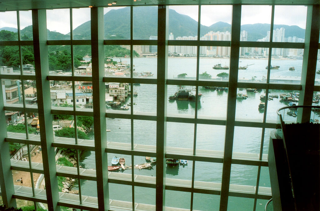 Photo 4: Lei Yue Mun Sports Centre