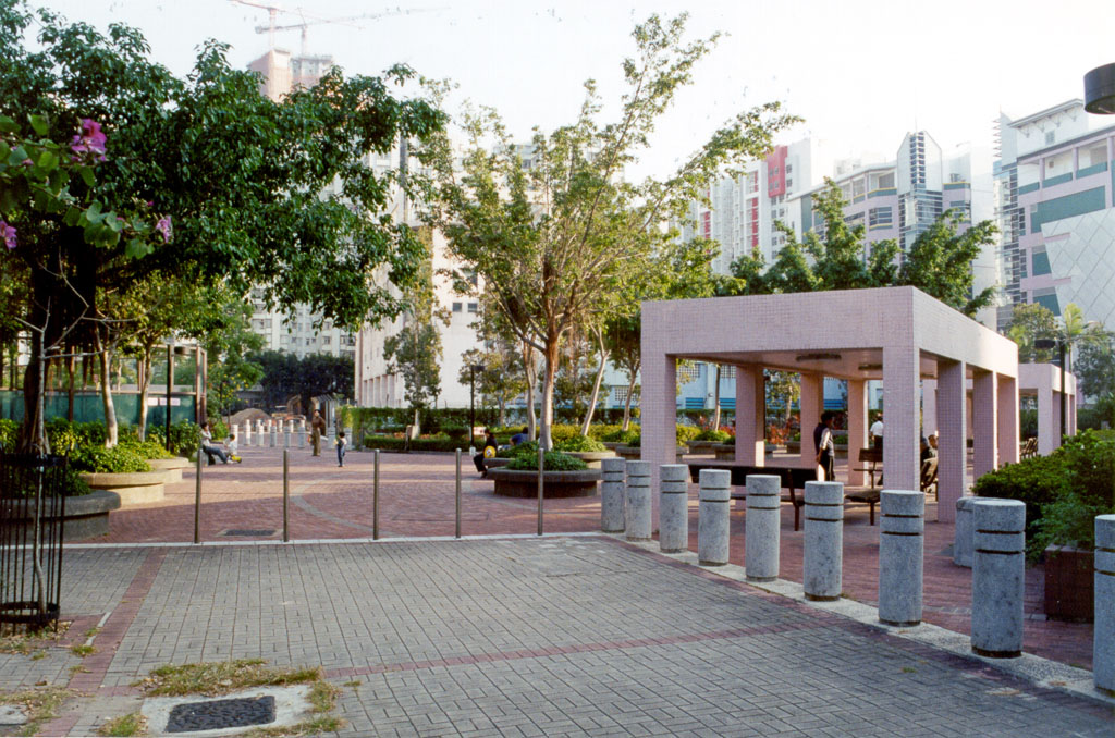 Photo 2: Sai Wan Ho Playground