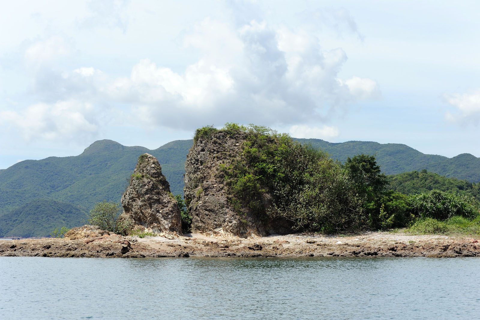 Photo 3: Yan Chau Tong Marine Park