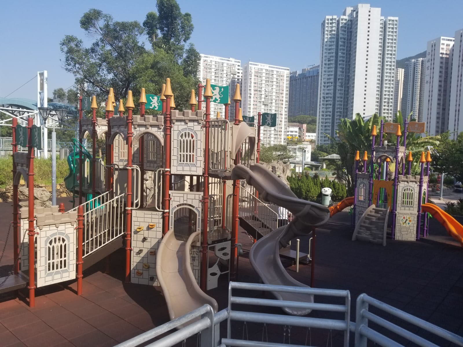 Photo 3: Ping Shek Playground